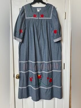 vintage Styled by Saybury Blue Floral Embroidered House Dress Size XL